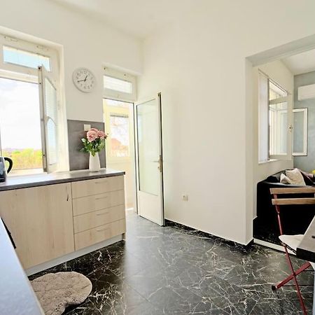 Cozy 1-Bedroom Flat In The Very Center Of Sofia Zewnętrze zdjęcie