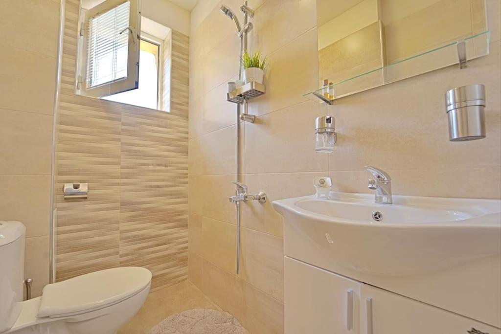 Cozy 1-Bedroom Flat In The Very Center Of Sofia Zewnętrze zdjęcie