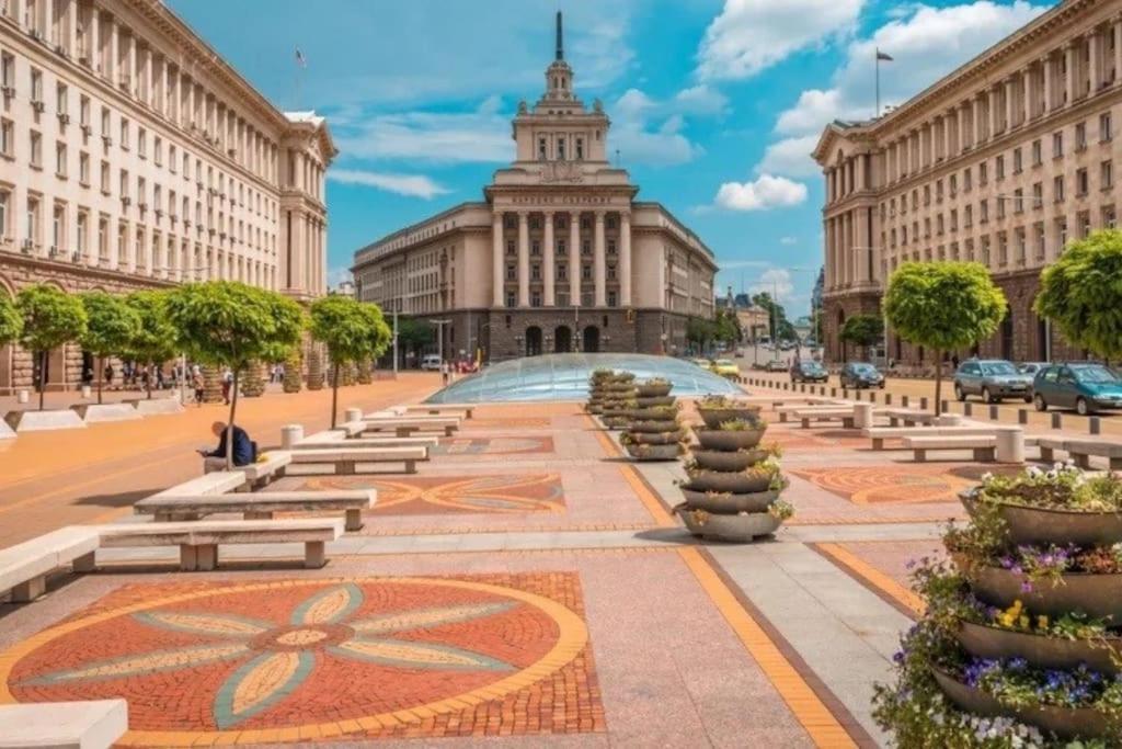 Cozy 1-Bedroom Flat In The Very Center Of Sofia Zewnętrze zdjęcie